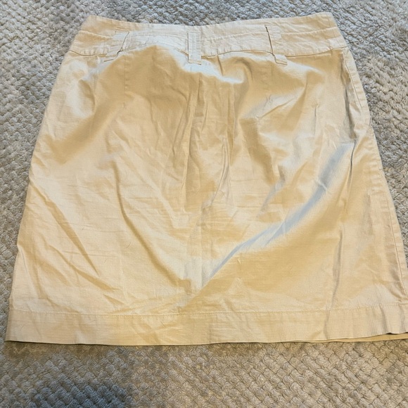 🤎 **Liz & Co. Khaki Lace-Up Front Skirt** Size **10 | 100% Cotton - Picture 6 of 6